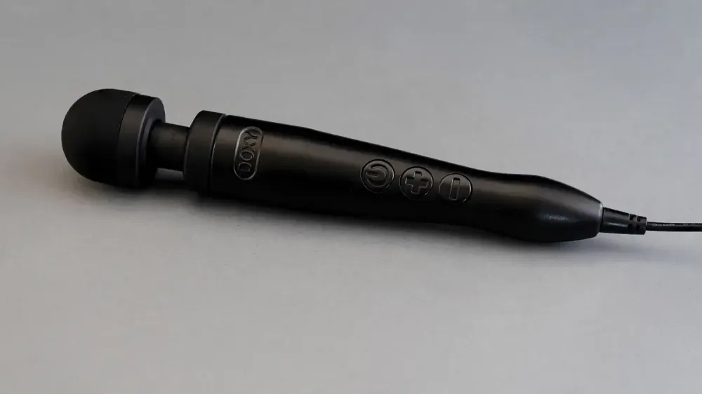 Вібромасажер DOXY Die Cast 3 Matt Black, дуже потужний, живлення 220В, металевий корпус Львів - фото 6