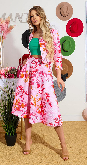 Костюм с укороченным жакетом (42) Киев - изображение 1