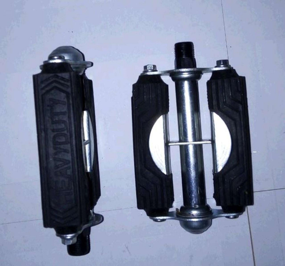 Педалі велосипедні (метал, гумова основа знімна, хром) Мукачево - фото 1