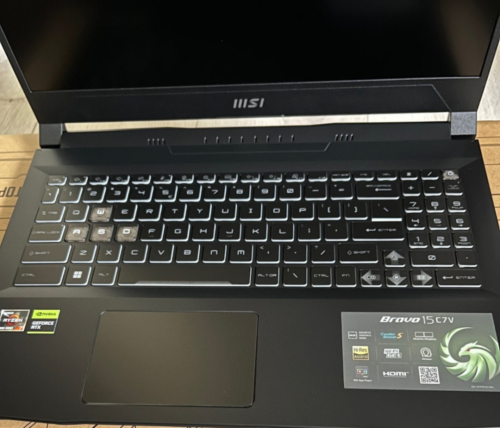 Ноутбук игровой: MSI Bravo 15/ Ryzen 7- 77365HS/ 16Gb./ 1TB./ RTX4060/ 144Hz. Киев - изображение 2