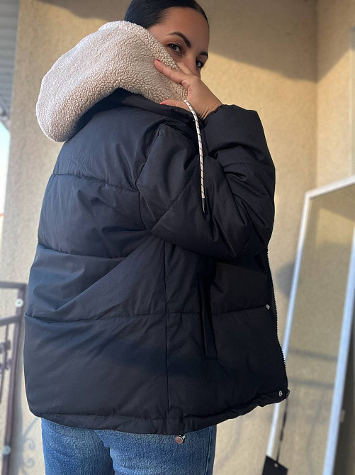 Куртка женская Lady Yep 8096 оверсайз с капюшоном и мехом тедди черная, черный, 46 Киев - изображение 6