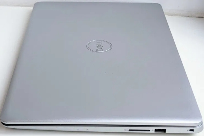 Ноутбук Сенсорный DELL Inspiron 15 5584 Intel i7 8565U 8-32Gb. 256Gb. 1TB. Киев - изображение 4