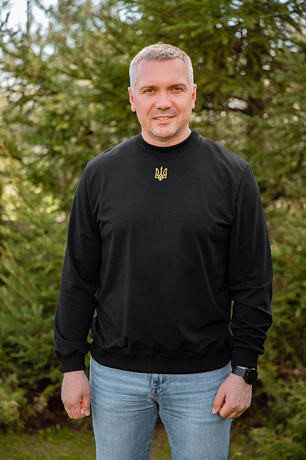 Вышиванка - свитшот мужской с гербом Украины, черный, топ Крохатушка одяг 52/54, Двунитка Киев - изображение 1