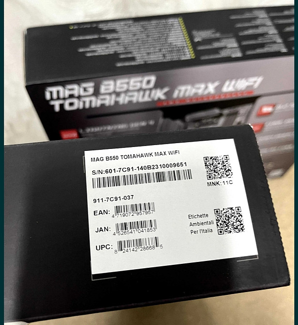 Материнская плата: MSI MAG B550 TOMAHAWK MAX WI-FI (911-7C91-037) Киев - изображение 3