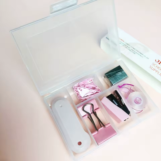 Настільний набір канцелярії, органайзер для офісу з канцелярією, зі скріпками, затискачами та аксесуарами Кам'янець-Подільський