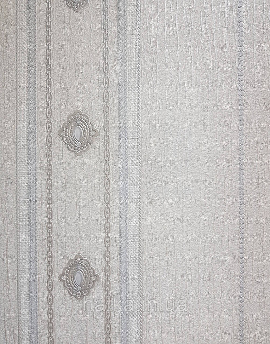 Шпалери вінілові на флізеліні AdaWall Seyyah 1.06х10 смуги широкі завитки розетки структурні білі срібло Київ - фото 3