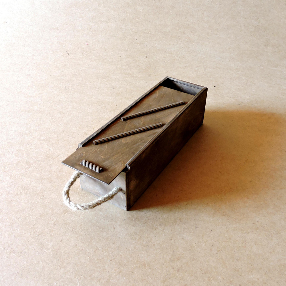 Подарочная коробка 