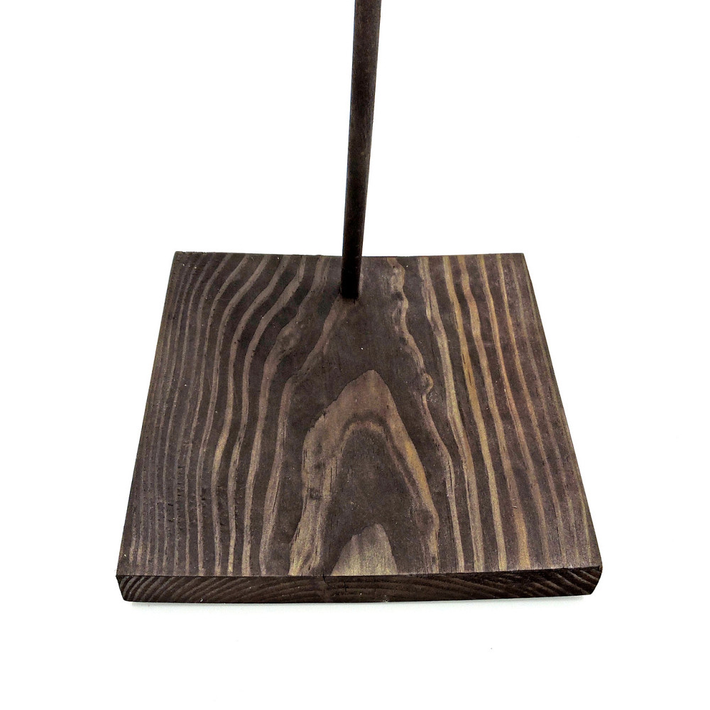 Подставка для кукол 