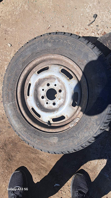 Комплект дисков с резиной R13 для ВАЗ 2109 / 21099 / 2115 Киев - изображение 1