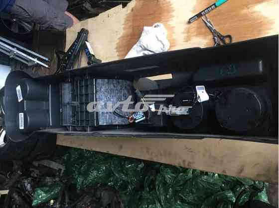 1NJ621K2AA Консоль центральная  Jeep Коломыя