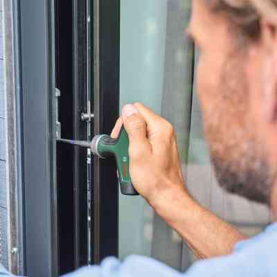 Набор отверток Bosch с трещоткой, т-подобная рукоятка, 20 насадок, 109мм, кейс, с (1.600.A02.Z9T) Винница