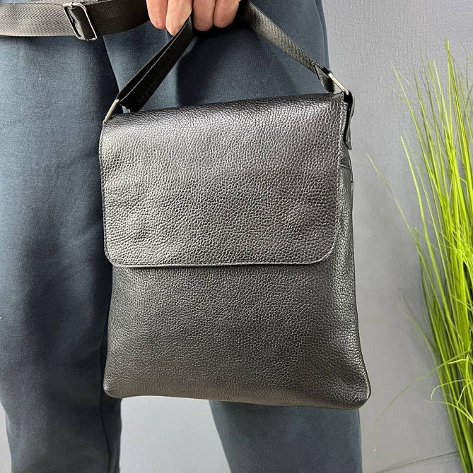 Сумка через плече чоловіча сучасна сучасна маленька на широкому ремені, чорнаMasterSem Київ - фото 3