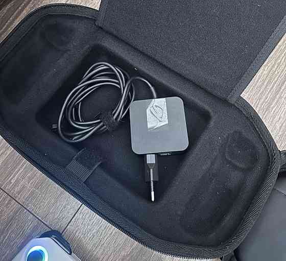 Приставка ASUS ROG Ally Z1 Extreme.С Сумкой - Чехлом usb hub. Харків
