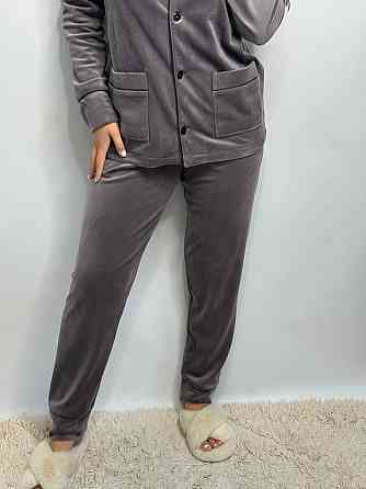 Костюм з плюшевого велюру на ґудзиках із двома кишенями Капучино S Харків