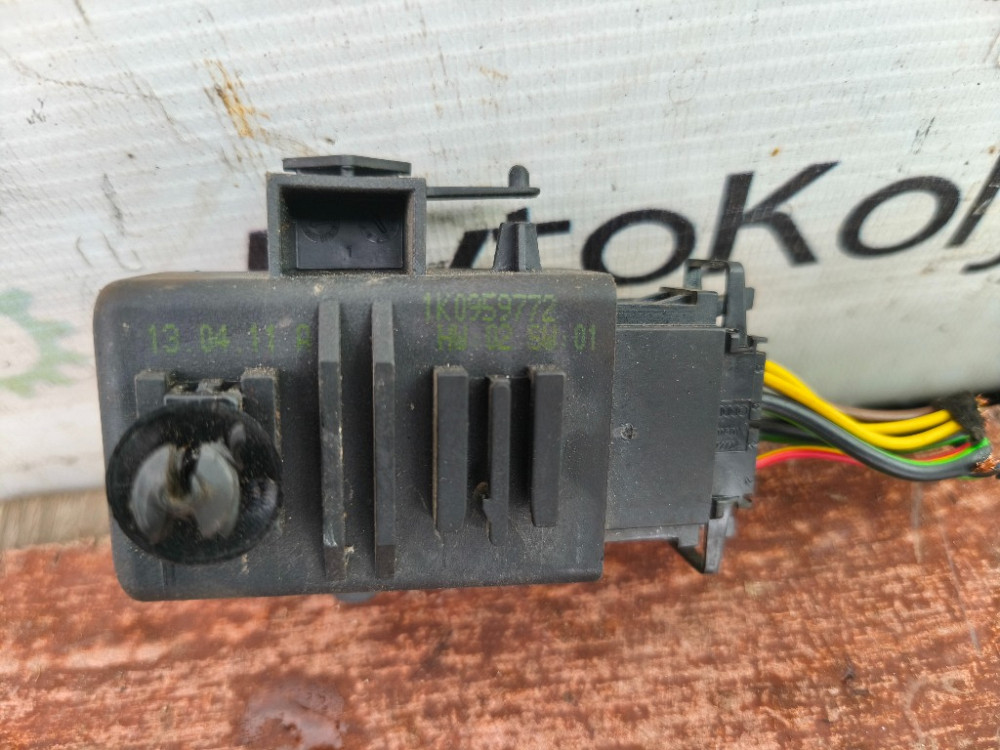 Блок керування обігрівом сидіння VW Golf V 2003-2008 (1K0959772) Ковель - фото 2