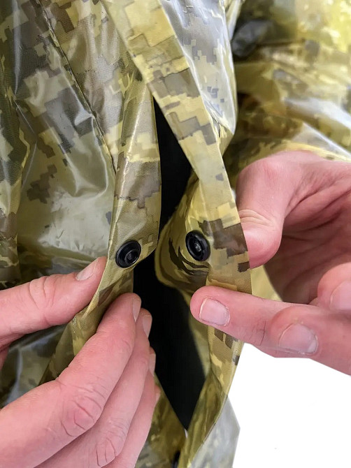 Плащ-дощовик на кнопках військовий Піксель розмір 3XL 62-68 Київ - фото 3