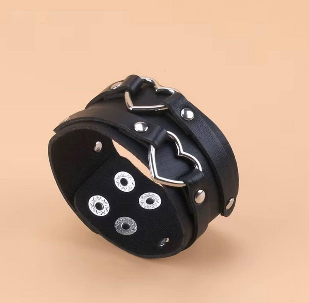 Браслет зі штучної шкіри з серцями чорний, панк браслет унісекс, готичний аксесуар на руку Київ - фото 6