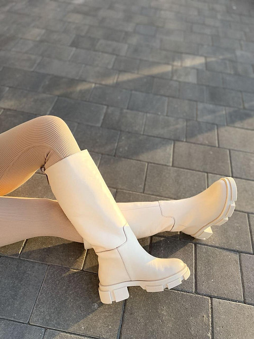 Чоботи зимові жіночі з натуральної шкіри на низькому ходу бежевого кольору р. 36, 37, 39 / Чобо Коломия - фото 2