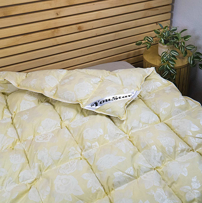 Полуторное одеяло YouStar из искусственного лебединого пуха, размер 145x205 см (Бежевый) Сумы - изображение 2