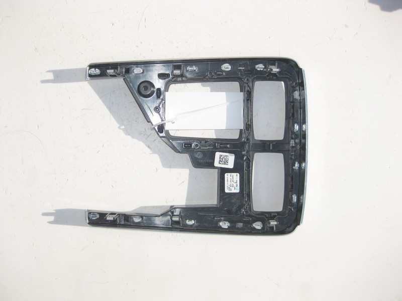 Mercedes-Benz  A1666802817 2A17 Накладка центральної консолі підлокітника з хромом ML W166 GL X166 Одеса - фото 2