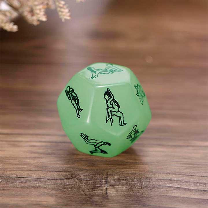 Романтическая игра неоновый двенадцатигранный кубик 