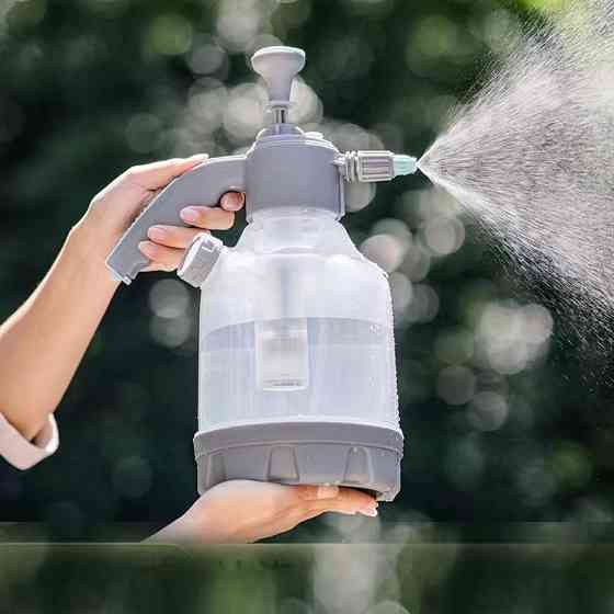Ручной опрыскиватель для сада и огорода садовый,прозрачный,пластиковый на 2 литра с удлинителем Каменец-Подольский