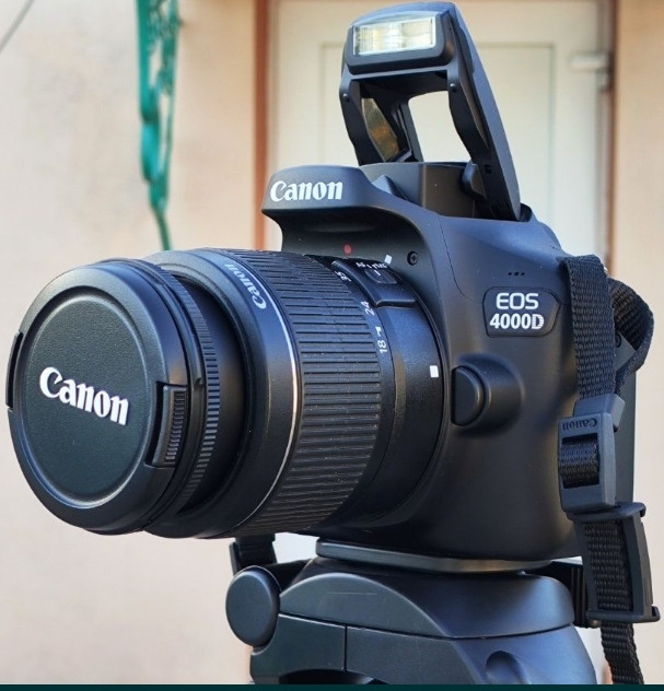 Дзеркальний фотоапарат Canon 4000D з підтримкою Wi-Fi Київ - фото 7