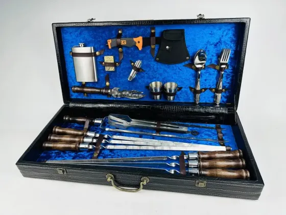 Набори шампурів, Набір шампурів у шкіряному кейсі VIP 8 Шампури, вертіла Тернопіль