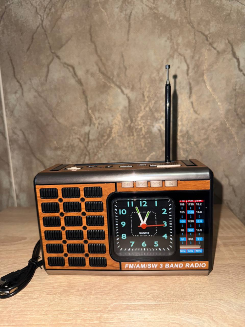 Радиоприемник Bluetooth Solar Meier MD-919-S с солнечной панелью, фонарем, MP3, USB, TF, аккумулятором 18650 Одесса - изображение 3