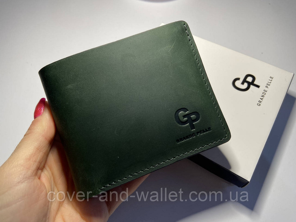 Компактний шкіряний чоловічий гаманець на магнітах зеленого кольору Grande Pelle 505191 Київ - фото 2