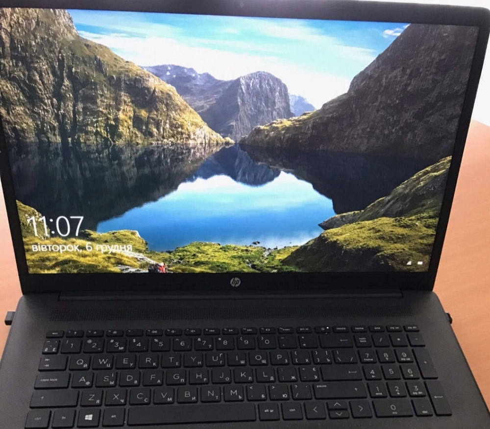 Ноутбук: HP 17-cp0009ua Київ - фото 2