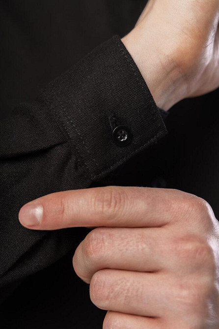 Черная мужская рубашка изо льна casual. Рубашка свободного кроя легкая черная Pobedov Exlnt Киев - изображение 5