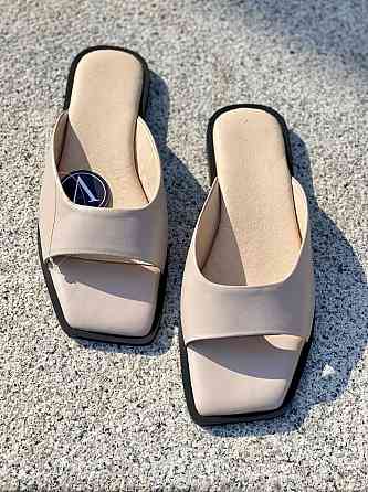 VIFEST Шльопанці жіночі з натуральної шкіри на плоскій підошві бежеві літні VIFEST 2016 р. 36-3 Коломия