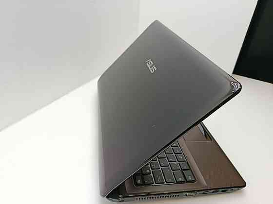Ноутбук ASUS X52J i7-740QM\2+2\0\ATI HD6370M 1Gb АКБ- (товар вживаний) Луцьк