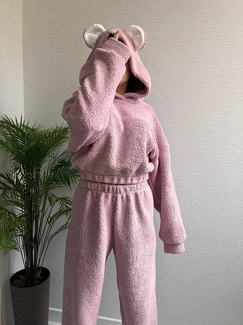 Жіноча стильна домашня плюшева піжама з вушками хутро тедді Пудра Одеса - фото 6