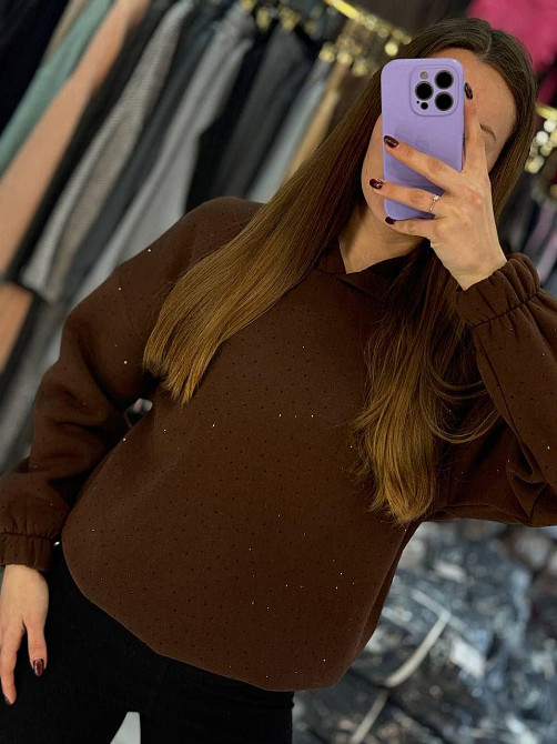 Женский утепленный блестящий худи со стразами трехнитка на флисе Шоколад, 42/44 Одесса - изображение 2