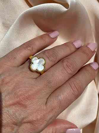 Кольцо Van Cleef позолота 18 К / кольцо клевер белое в золоте Одесса