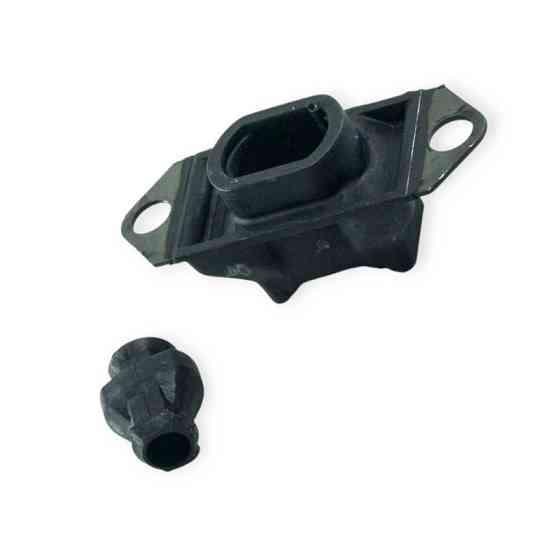 Подушка Логан левая КПП с кондиционером TRT двигателя Мукачево