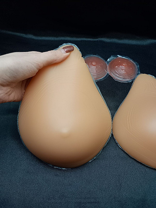 Реалістичні силіконові груди IVITA розмір CC / 105A / 100B / 95C 18*13.5*5см Луцьк - фото 7