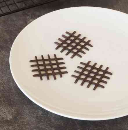 Молд силиконовый для шоколада Решетка 238 на 120 мм серый Киев