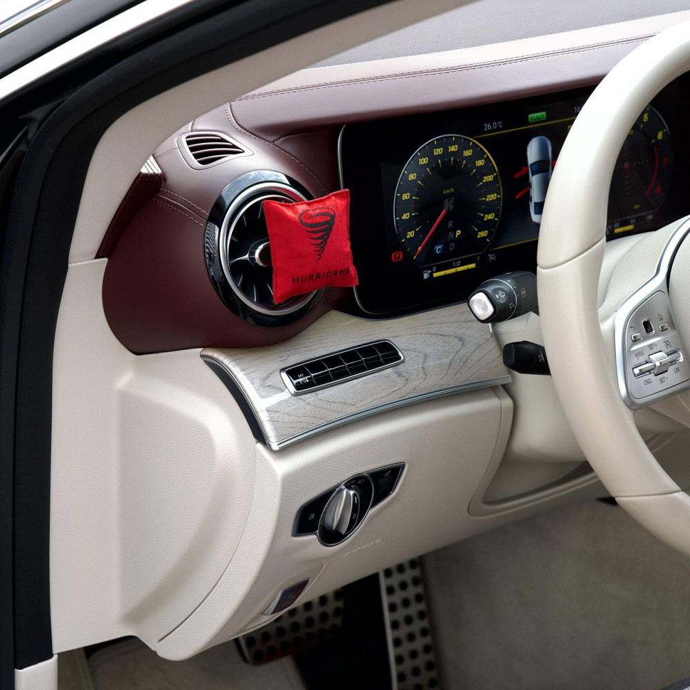 Автомобильный ароматизатор Hurricane Red Standart, аромасаше на дефлектор со спреем 10 мл Чортков - изображение 5