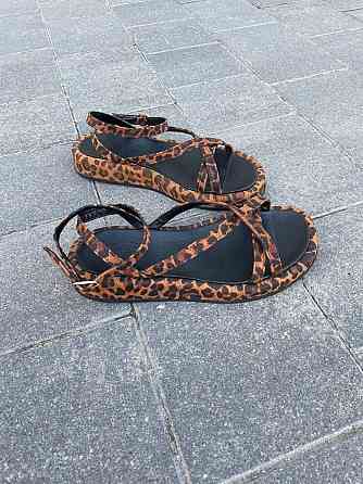 Босоніжки жіночі леопардові EDAN 350 літо, натуральна шкіра / Зручні босоніжки на низькому ходу Коломыя