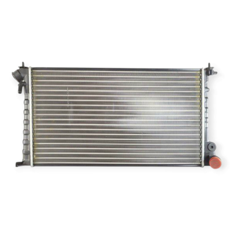 Радиатор двигателя Citroen Berlingo, Пежо Partner 1.8, 1.9D 96- охлаждения Мукачево - изображение 1