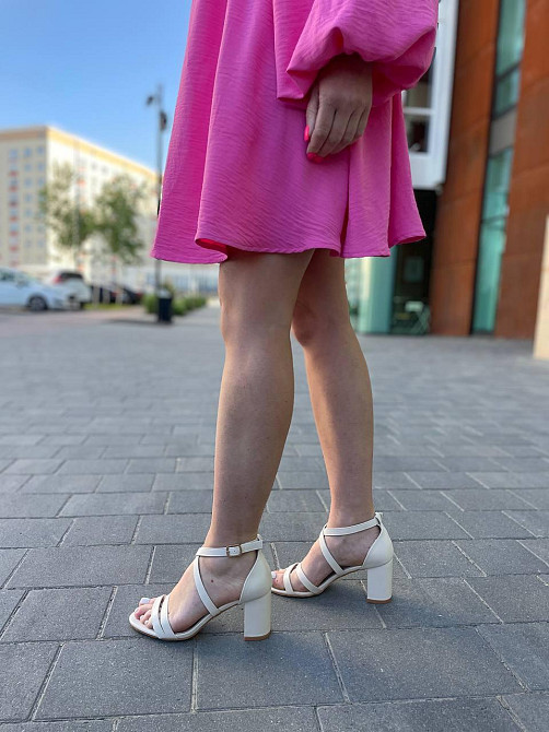 L&M Літні босоніжки жіночі на підборах бежеві з еко-шкіри на стійких підборах L&M F25-3 р. 36-4 Коломыя - изображение 3