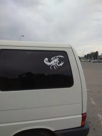 Наклейка на авто Скорпион Белый Киев