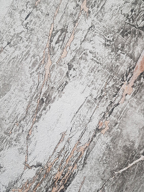 Шпалери вінілові на флізеліні AS creation Attico 1.06х10 під камінь мармур структурні сірі з бронзовим Київ - фото 2