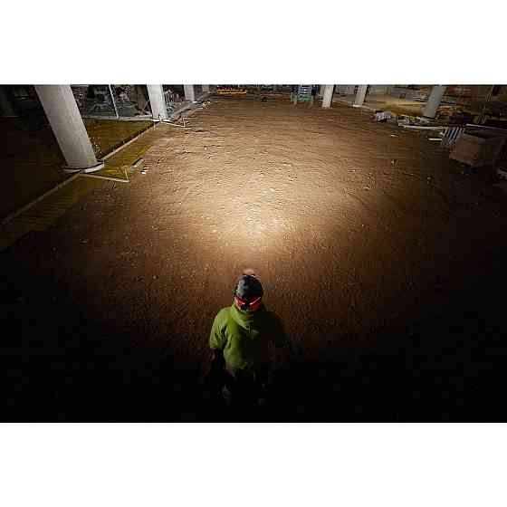 Фонарь светодиодный аккумуляторный налобный MILWAUKEE, L4 HL-VIS-301 Одесса