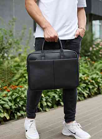 Чорний чоловічий шкіряний портфель на плече Київ