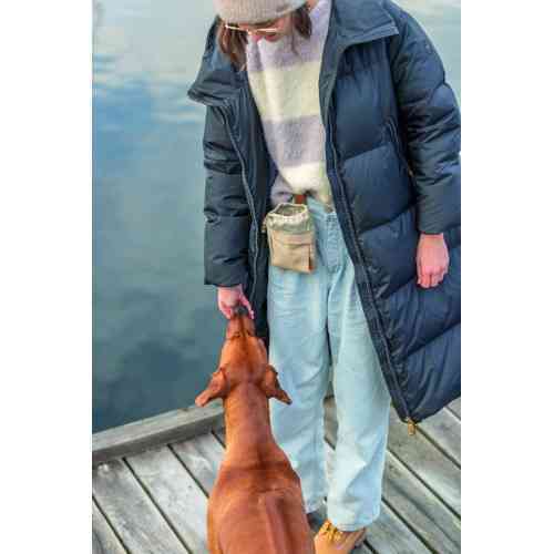 Сумка Trixie BE NORDIC для лакомства диаметр 10х14 см песочная. Киев