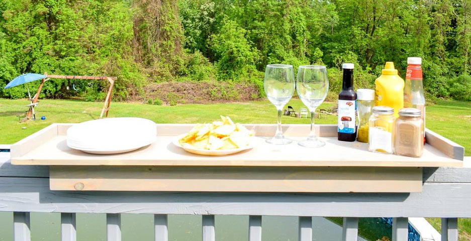 Подвесной балконный столик 